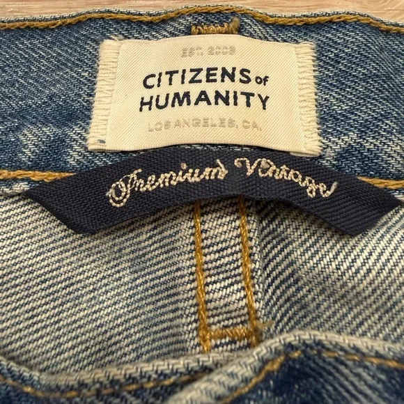 Citizens of Humanity Premium Vintage Distressed Button-Fly Straight Jeans - Picture 3 of 6
